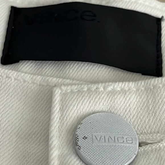 Vince 5 Pocket Relaxed Rolled Denim Shorts in Optic White - Size 31 - Picture 3 of 7